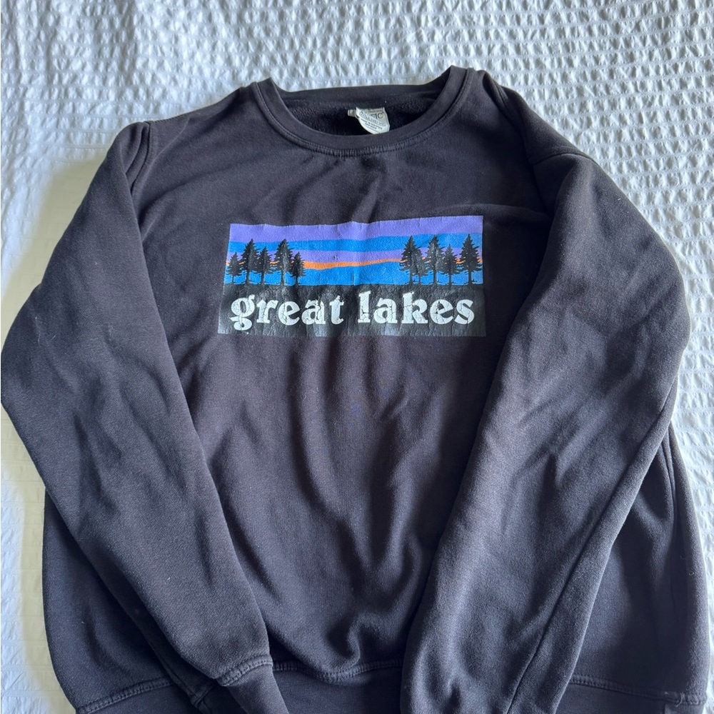 Black Crewneck